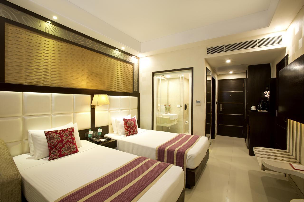 Inde Hotel Chattarpur Nueva Delhi Exterior foto